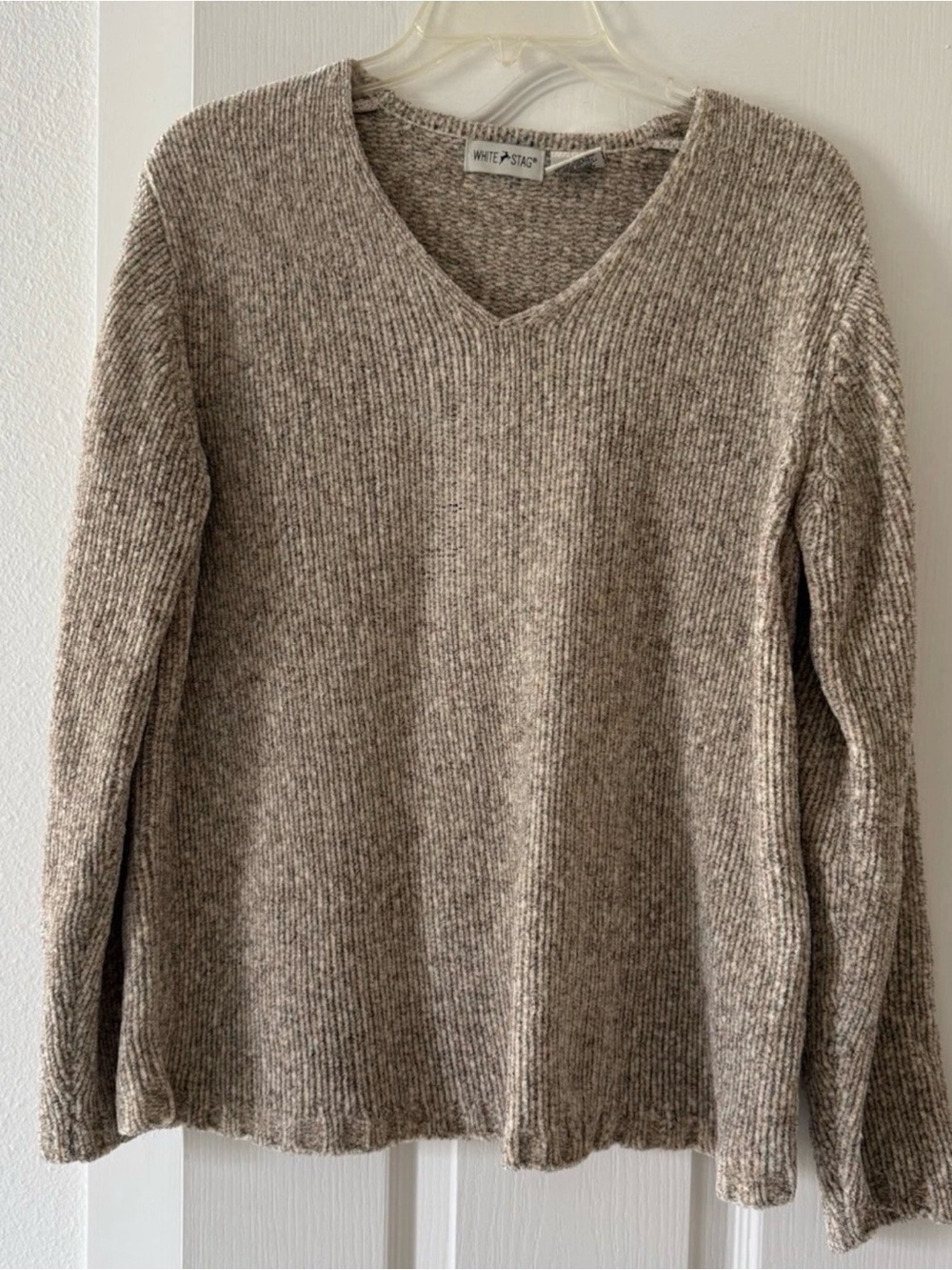 White Stag Women’s L Taupe Beige V Neck Textured Knit Sweater